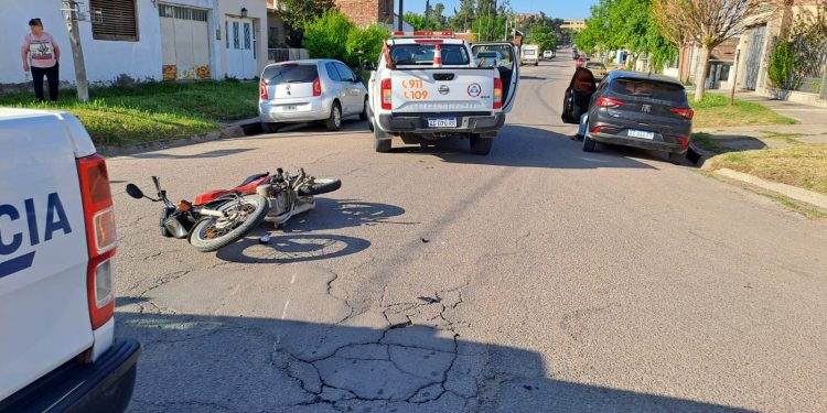 DOS MOTOCICLISTAS RESULTARON HERIDOS EN DISTINTOS CHOQUES