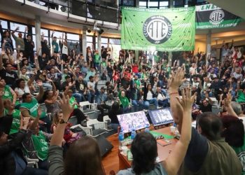 ATE REALIZARÁ UN PARO DE 36 HORAS CON MOVILIZACIÓN AL MINISTERIO DE STURZENEGGER