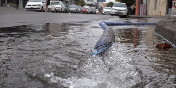 VARIOS BARRIOS DE BAHÍA NO TENDRAN AGUA A PARTIR DE LA NOCHE DEL MARTES