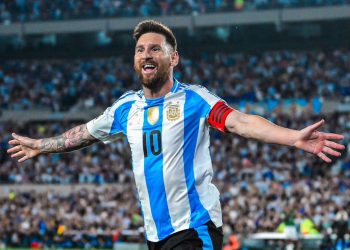 CON TRES GOLES Y DOS ASISTENCIAS DE MESSI ARGENTINA GOLEÓ 6-0 A BOLIVIA
