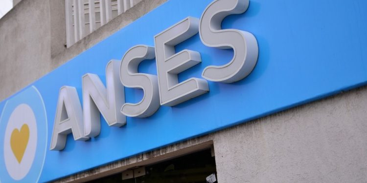 LA ANSES ELIMINÓ EL REGISTRO DE ABOGADOS Y GESTORES