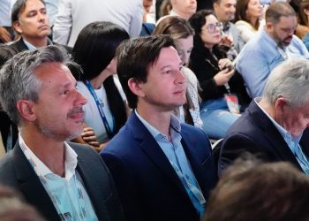 MANDOLESI BURGOS: «CONOCEMOS LA CAPACIDAD Y POTENCIALIDAD DE NUESTRO PUERTO»