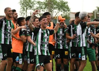 VILLA MITRE BUSCA VOLVER A BAHÍA CON VENTAJA EN EL MARCADOR