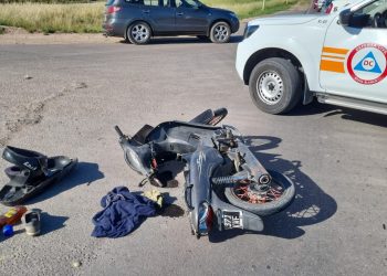 TRIPLE CHOQUE EN EL MACROCENTRO Y DOS MOTOCICLISTAS FUERON HOSPITALIZADOS
