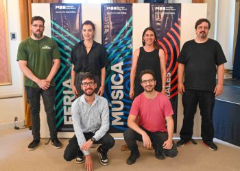 MARTIRENA: «QUEREMOS QUE EN ESTA FERIA PUEDAN REGALARSE ARTE BAHIENSE»