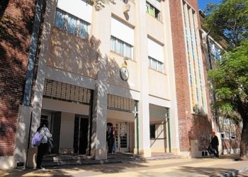 OPCIONES PARA TERMINAR EL SECUNDARIO EN LA ESCUELA DE COMERCIO