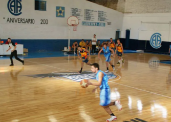 PALETTA: «NECESITAMOS 65 MILLONES DE PESOS PARA CAMBIAR EL TECHO DE LA CANCHA DE BÁSQUET»