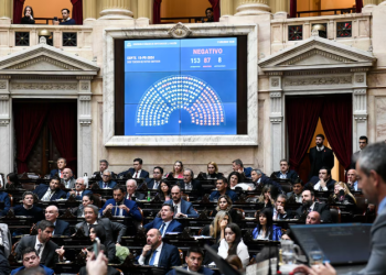 EN EL CONGRESO PREVÉN QUE EL PRESUPUESTO PODRÍA TRATARSE EN SESIONES EXTRAORDINARIAS