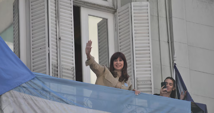 TRAS LA CONDENA A CRISTINA KIRCHNER, EL GOBIERNO APOYARÁ EL PROYECTO DE FICHA LIMPIA PERO NO LO INCLUIRÁ EN SESIONES EXTRAORDINARIAS