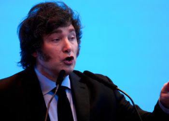 MILEI QUIERE QUE LOS GREMIOS DE AEROLÍNEAS ACEPTEN ELIMINAR TODOS LOS «PRIVILEGIOS» DE LOS CONVENIOS O AVANZARÁ CON EL CIERRE