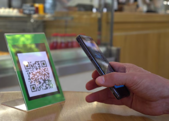 PERMITIRÁN A LOS TURISTAS ARGENTINOS PAGAR EN PESOS CON QR EN URUGUAY Y CON SUS BILLETERAS VIRTUALES