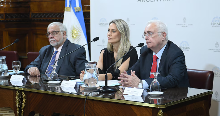 SENADO: OFICIALISMO Y ALIADOS BUSCAN DICTAMINAR MAÑANA LA LEY ANTI MAFIAS