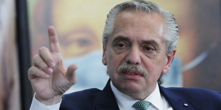 LA JUSTICIA CITÓ A INDAGATORIA A ALBERTO FERNÁNDEZ EN LA CAUSA DE LOS SEGUROS