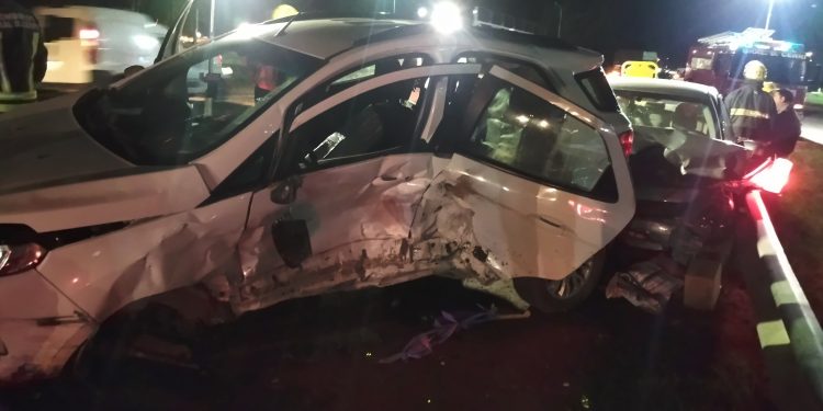 LUEGO DE UN CHOQUE EN LA RUTA 3 HAY CUATRO PERSONAS HOSPITALIZADAS