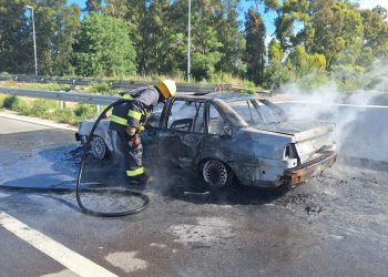 UN HERIDO EN UN CHOQUE Y DOS INCENDIOS CON PÉRDIDAS TOTALES EL INFORME DE DEFENSA CIVIL