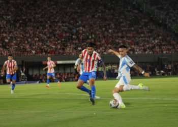 ARGENTINA ARRANCÓ GANANDO, PERO FINALIZO PERDIENDO 2-1 FRENTE A PARAGUAY
