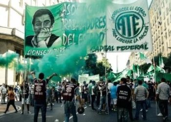 ATE ANUNCIÓ UN PARO DE 24 HORAS PARA 5 DE DICIEMBRE PARA RECLAMAR UNA «INMEDIATA» MEJORA SALARIAL