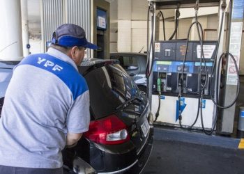 AUMENTAN LOS COMBUSTIBLES EN DICIEMBRE