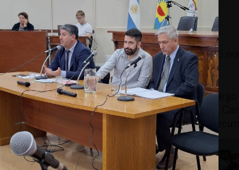 DE VADILLO: «ES UN PRESUPUESTO PARA ESTAR CADA VEZ MÁS CERCA DE LA GENTE»