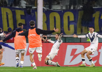 BOCA PERDIÓ 4-3 ANTE VÉLEZ Y QUEDÓ ELIMINADO DE LA COPA ARGENTINA