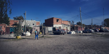 LA POBREZA ALCANZÓ AL 49,9% DE LOS ARGENTINOS EN EL TERCER TRIMESTRE, SEGÚN LA UCA