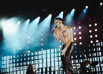 WOS CIERRA EL AÑO CON EL DOBLE LANZAMIENTO DE UN ÁLBUM EN VIVO Y UNA PELÍCULA