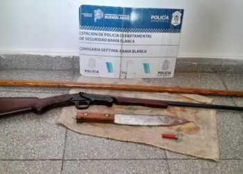 GOLPEÓ A SU MADRE Y LA AMENAZÓ DE MUERTE