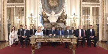 MILEI ANUNCIÓ QUE ELIMINARÁ EL 90% DE LOS IMPUESTOS NACIONALES Y LEVANTARÁ EL CEPO EN 2025