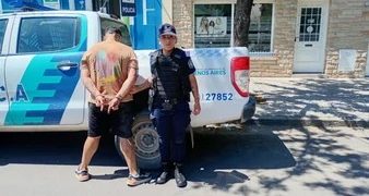 LO DETUVIERON LUEGO DE GOLPEAR A UN MENOR Y ROBAR DINERO DE UNA VEHICULO