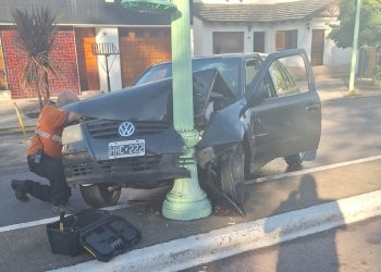 UN HOMBRE FUE HERIDO POR UN CHOQUE FRENTE A LA UNS