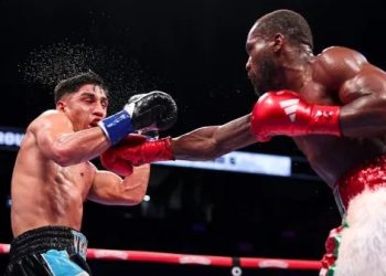 DEBUT INTERNACIONAL Y DERROTA POR KNOCKOUT TÉCNICO PARA «TIFÓN» VERGARA