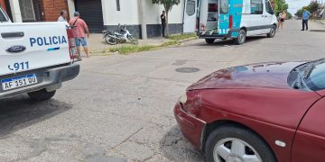 TRES PERSONAS FUERON HOSPITALIZADAS POR DOS CHOQUES