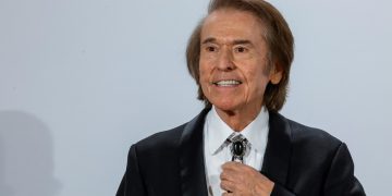 RAPHAEL FUE INTERNADO DE URGENCIA LUEGO DE SUFRIR UN FALLO CEREBROVASCULAR