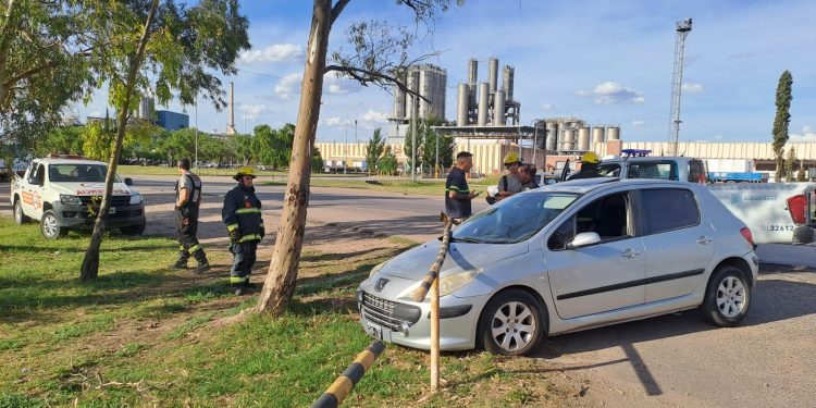 UN MENOR ACCIDENTADO POR UN VEHÍCULO QUE ESTABA MAL ESTACIONADO