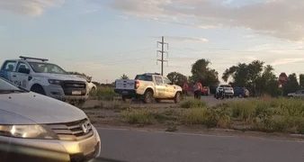 UN MOTOCICLISTA FUE DERIVADO AL HOSPITAL MUNICIPAL POR UN CHOQUE EN LA ROTONDA DE GRÜNBEIN
