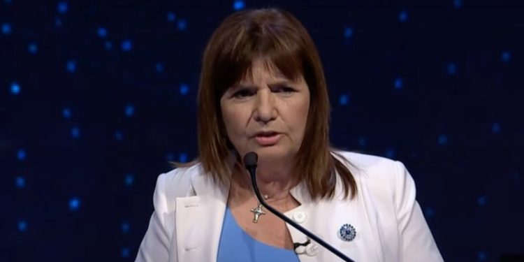 PATRICIA BULLRICH CLAIFICÓ A VICTORIA VILLARRUEL DE «MALA LECHE» POR EL GENDARME SECUESTRADO
