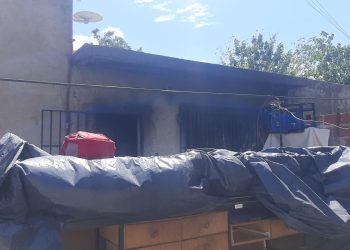 LAS PERDIDAS FUERON TOTALES EN UNA CASA LUEGO DE UN INCENDIO