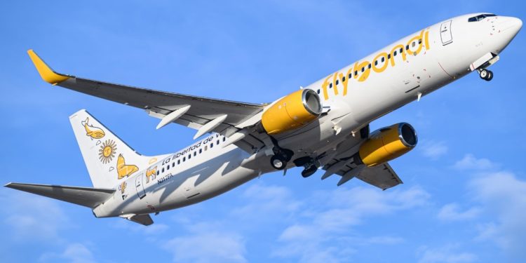 FLYBONDI REPROGRAMÓ 71 VUELOS PARA LAS FIESTA Y MILES DE PASAJEROS SE VIERON AFECTADOS