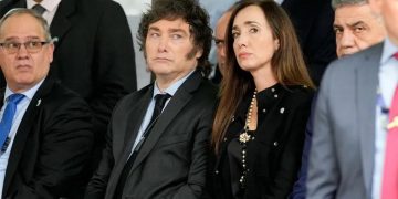 VILLARRUEL RESPONDIÓ LAS CRÍTICAS DE JAVIER MILEI POR LOS SUELDOS EN EL SENADO