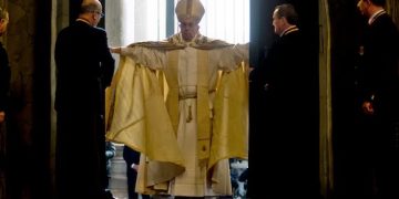 EL PAPA FRANCISCO INAGURÓ LA AGENDA NAVIDEÑA ABRIENDO LA PUERTA SANTA DE LA BASÍLICA DE SAN PEDRO