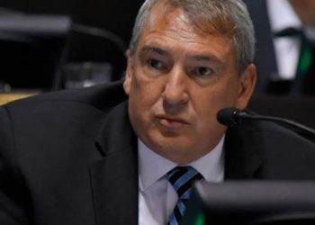 RENUNCIÓ EL MINISTRO DE TRANSPORTE DE LA PROVINCIA