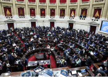 EL GOBIERNO ACELERA LAS NEGOCIACIONES EN EL CONGRESO Y RECHAZA EXTENDER LAS SESIONES EXTRAORDINARIAS