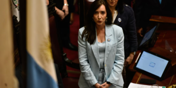 SUSPENDIERON SIN GOCE DE SUELDO A SEIS EMPLEADOS DEL SENADO POR MIRAR UNA PELÍCULA EN HORARIO LABORAL