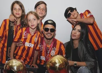 LUEGO DE SU SEPARACIÓN DE L-GANTE, WANDA VOLVIÓ A PUBLICAR FOTOS CON MAURO