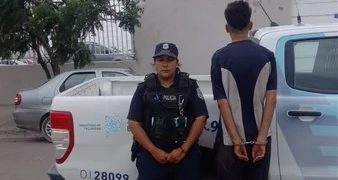 FUE DETENIDO CUANDO INTENTABA ROBAR UNA VIVIENDA EN VILLA FLORESTA