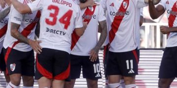 RIVER HIZO SU DEBUT EN EL 2025 CON VICTORIA EN CHILE