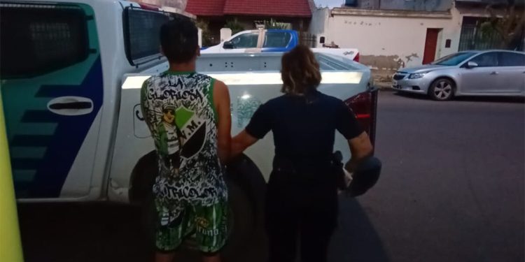 ROBÓ EN MACROCENTRO Y ESCAPO EN UN COLECTIVO, FUE CAPTURADO EN VILLA MITRE