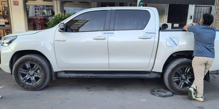 VARIOS AUTOS FUERON SECUESTRADOS EN UN OPERATIVO NOCTURNO EN MONTE HERMOSO