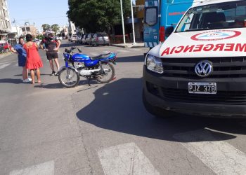 UN MOTOCICLISTA FUE HOSPITALIZADO POR UNA FRACTURA EXPUESTA