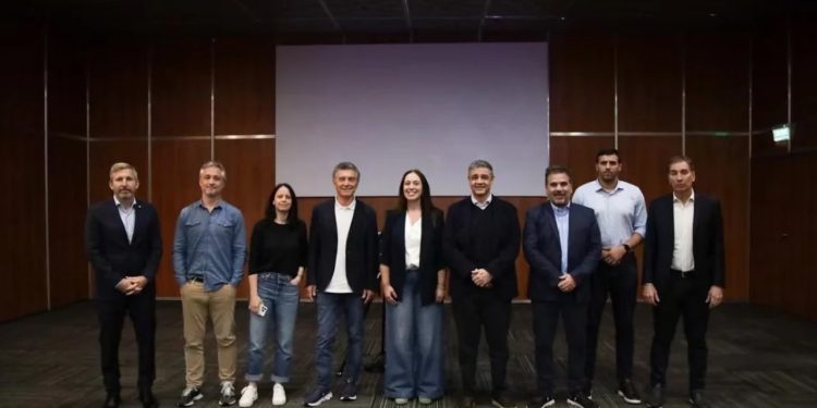 LUEGO DE UNA REUNIÓN CON MACRI, EL PRO DEFINIÓ VOTAR A FAVOR DE LA SUSPENSIÓN DE LAS PASO